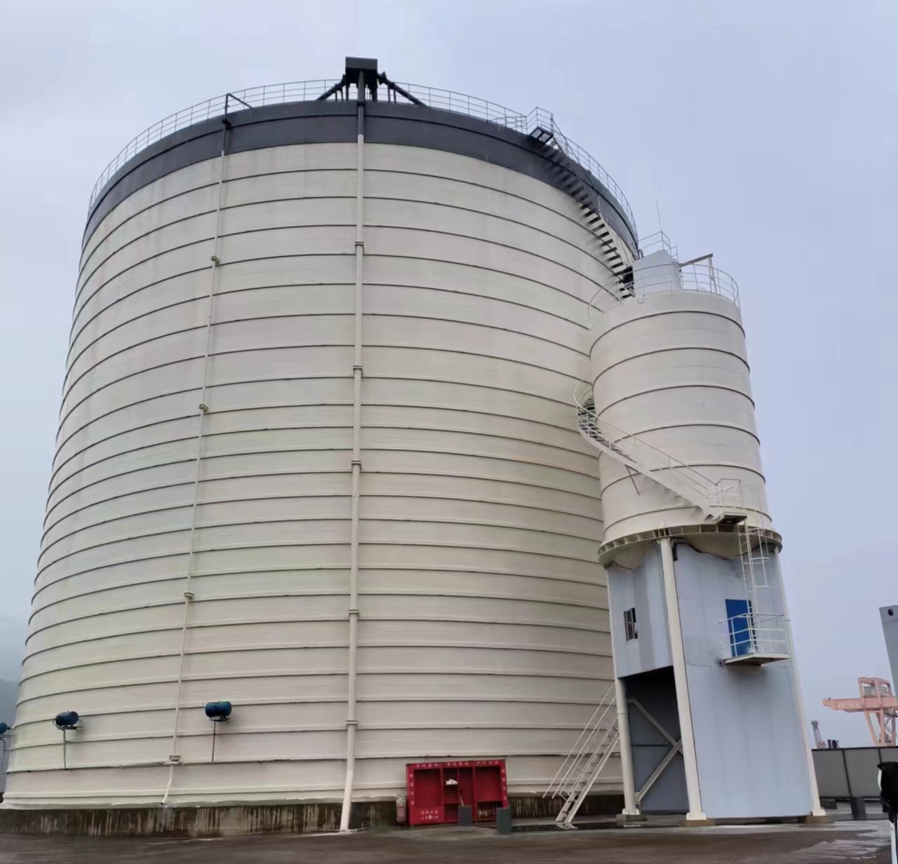 龙圩10万吨水泥钢板库